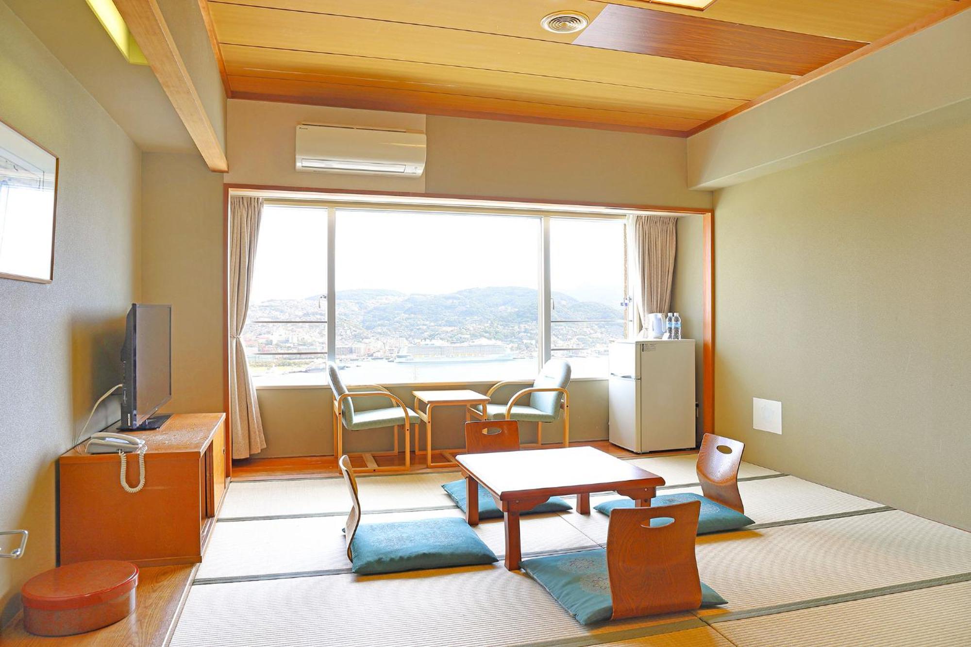 Ooedo Onsen Monogatari Nagasaki Hotel Seifu Extérieur photo
